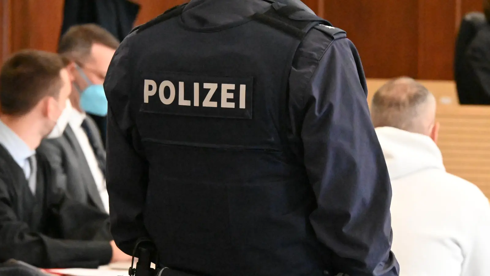 Unter strengen Sicherheitsbedingungen läuft der Mordprozess am Landgericht Nürnberg-Fürth. Am Freitag soll das Urteil fallen.  (Foto: Manfred Blendinger)