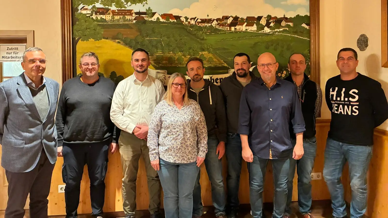 Mit dieser Kandidatenriege zieht die EuG Wählergruppe Rausachenberg in die Kommunalwahl.  (Foto: Bernd Baierl)