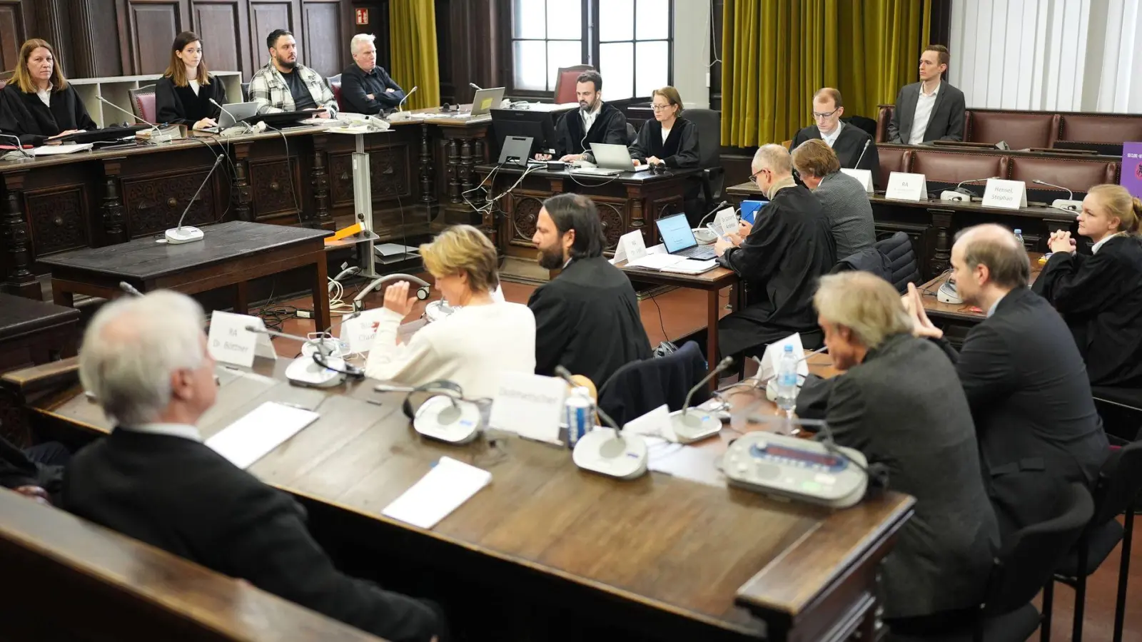 Es war bereits der 42. Prozesstag. (Foto: Marcus Brandt/Pool dpa/dpa)