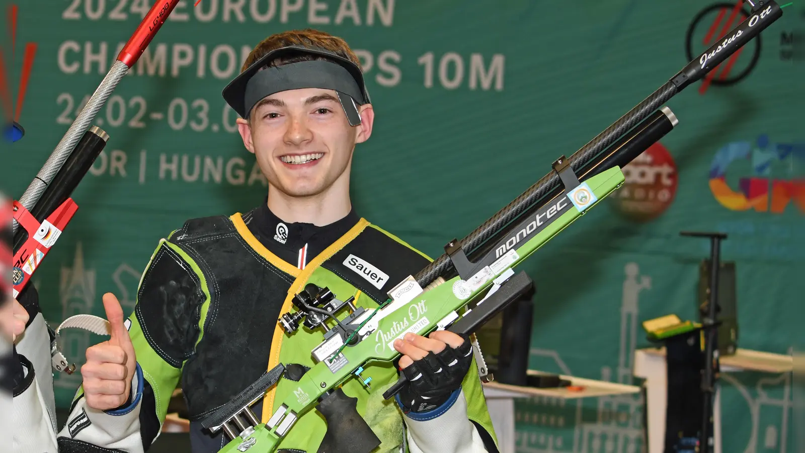 Gut gemacht: Justus Ott (hier bei der EM) gewann den Luftgewehr-Wettbewerb in Dortmund. (Foto: Jürgen Heise)