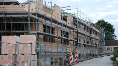 Die Generalsanierung und Erweiterung der Grundschule belastet den Haushalt der Gemeinde Mitteleschenbach heuer mit 3,96 Millionen Euro.  (Foto: Alexander Biernoth)
