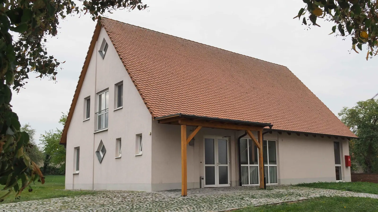 Im Gemeindehaus im Marktbergeler Ortsteil Ottenhofen können Paare künftig standesamtlich den Bund fürs Leben schließen. (Foto: Gerhard Meierhöfer)