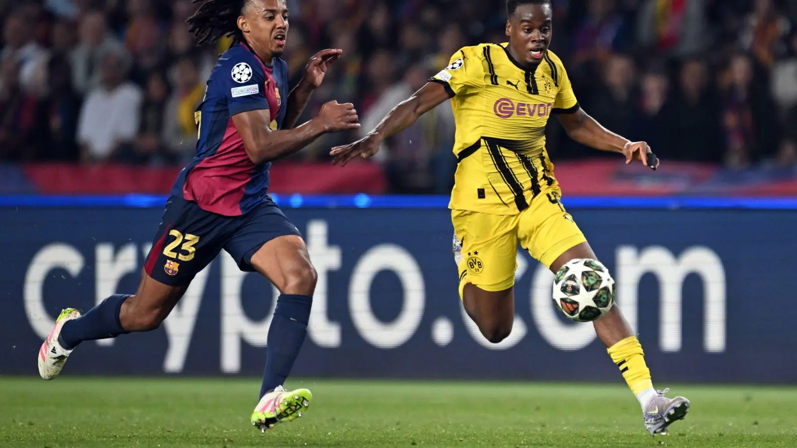 Jamie Gittens fehlt dem BVB am Mittwoch im letzten Gruppenspiel  (Foto: Federico Gambarini/dpa)