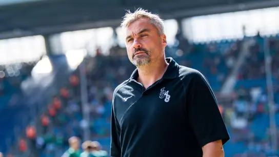 Bochums Trainer Thomas Reis steht in der Kritik. (Foto: David Inderlied/dpa)