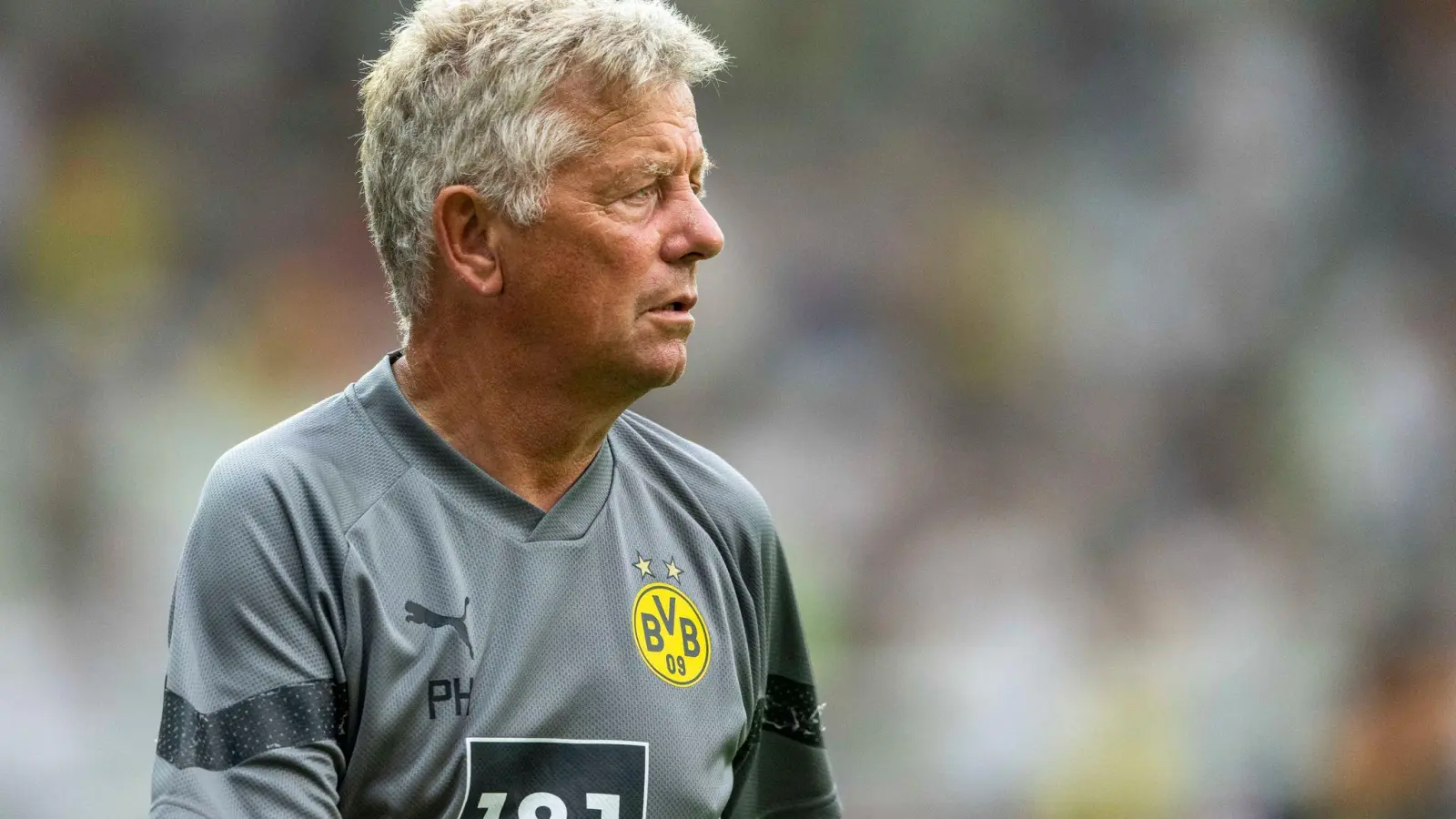 Hört auch: Borussia Dortmunds bisheriger Co-Trainer Peter Herrmann. (Foto: David Inderlied/dpa)