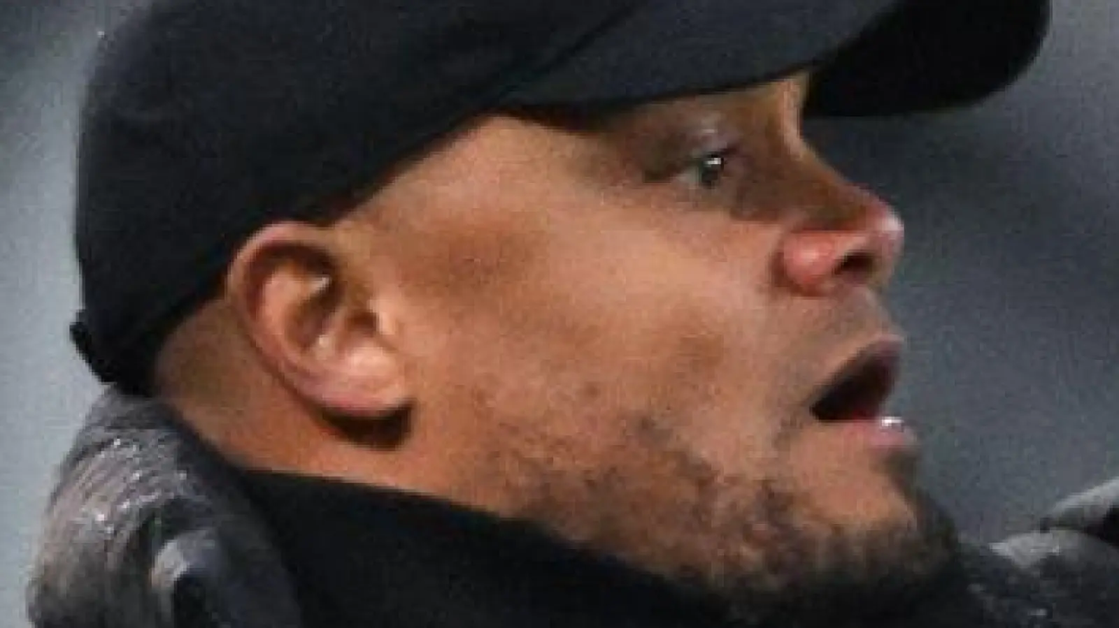  Münchens Trainer Vincent Kompany beim Spiel bei Borussia Mönchengladbach im Januar 2025.  (Foto: Federico Gambarini/dpa)
