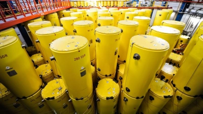 Um diesen Atommüll geht es. Er soll von Jülich ins 170 Kilometer entfernte Ahaus transportiert werden. (Archivbild) (Foto: Andreas Endermann/dpa)