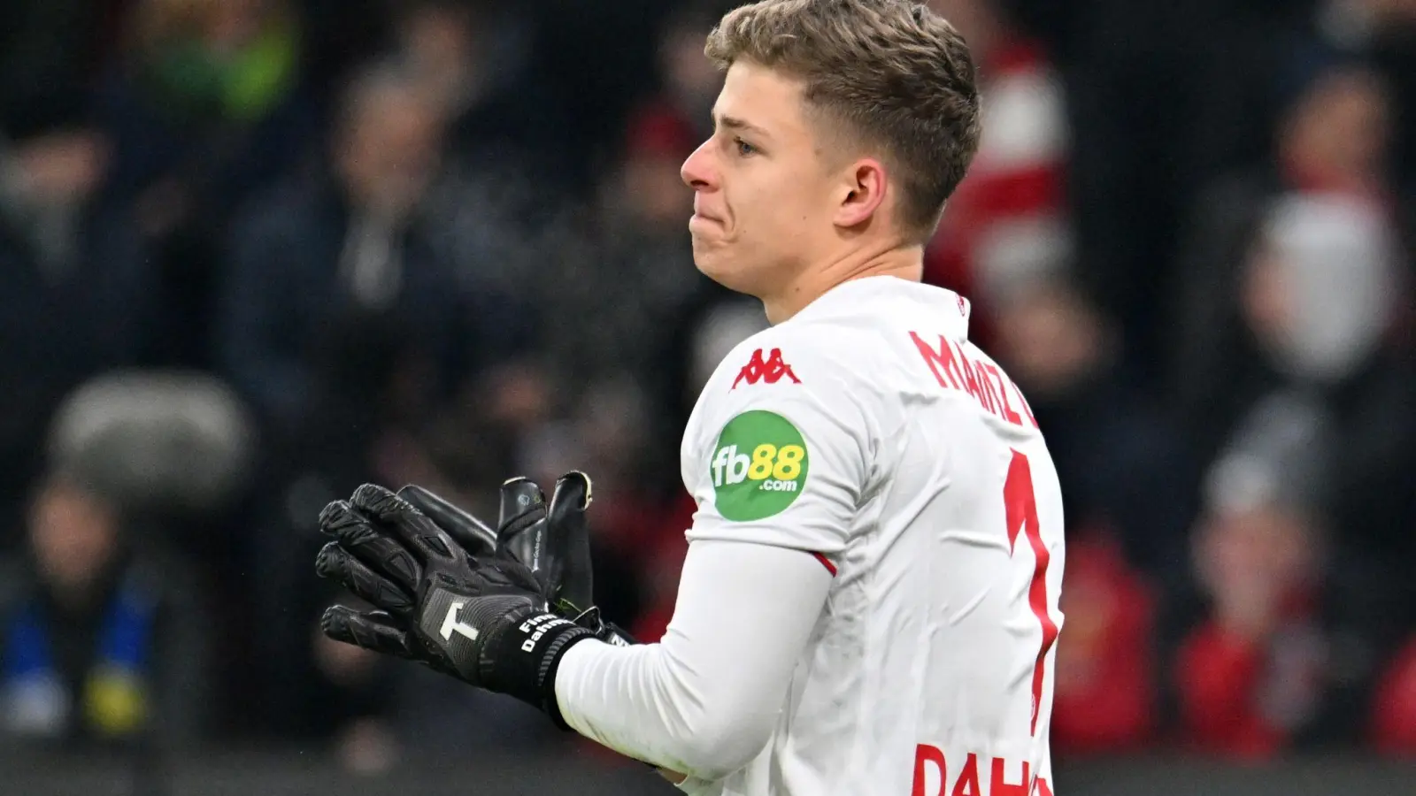 Der Mainzer Torwart Finn Dahmen wechselt zum FC Augsburg. (Foto: Torsten Silz/dpa)