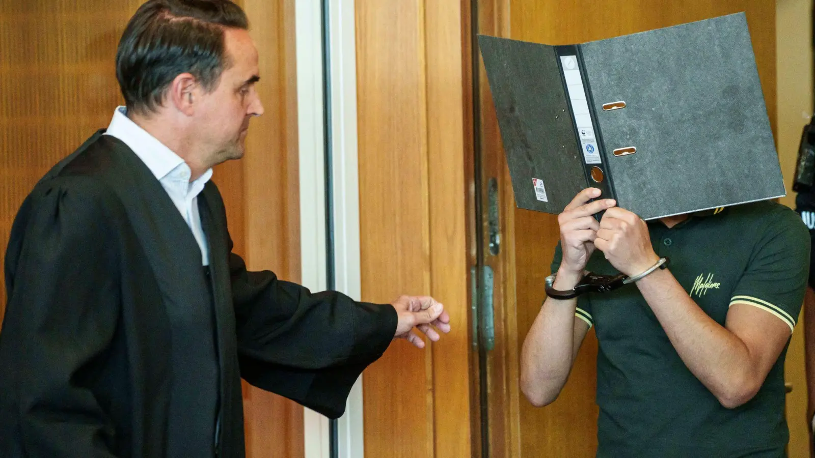 Geldautomatensprenger wurden zu langen Haftstrafen verurteilt.  (Foto: Andreas Arnold/dpa)