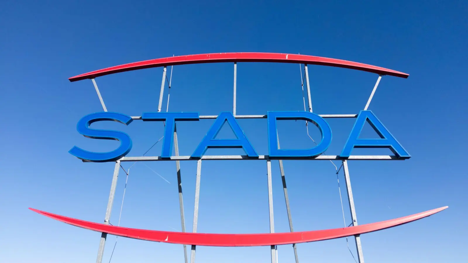 Der hessische Pharmakonzern Stada will zurück an die Börse  (Foto: Boris Roessler/dpa)