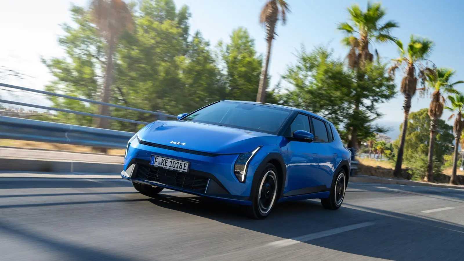 Glatte Front mit Familiengesicht: Das moderne Design will vielen gefallen - und gibt sich daher weniger exaltiert.  (Foto: Kia/dpa-tmn)