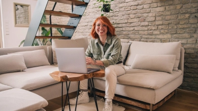 Flexible Studienformate gewinnen an Bedeutung: Immer mehr Menschen entscheiden sich für Teilzeit-, berufsbegleitende oder Fernstudiengänge. (Foto: Zacharie Scheurer/dpa-tmn)