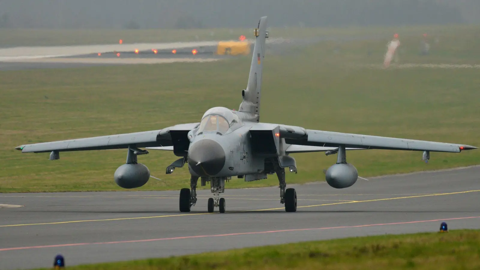 Die Nato beginnt am Dienstag in Italien ihre jährlichen Manöver zur Verteidigung des europäischen Bündnisgebiets mit Atomwaffen. (Symbolbild) (Foto: Harald Tittel/dpa)