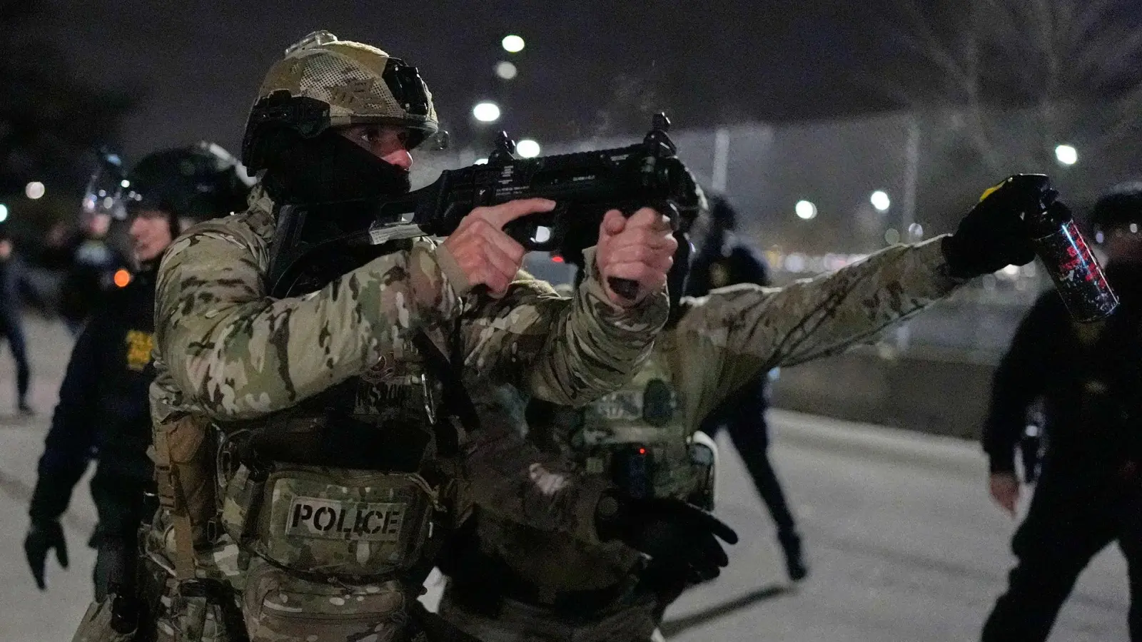 Die Einwanderungsbehörde ICE ist auch in Minnesota im Einsatz - Demonstranten protestieren seit längerem dagegen.  (Foto: Yuki Iwamura/AP/dpa)
