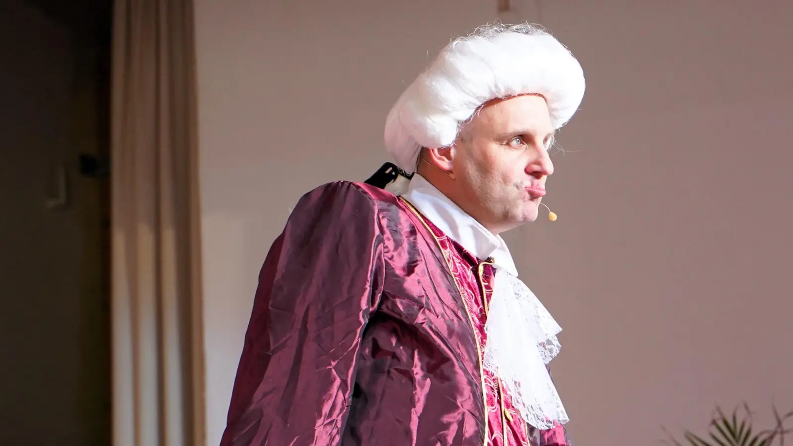 Christoph Maul als Fastenprediger in Bestform. (Foto: Simone Hedler)