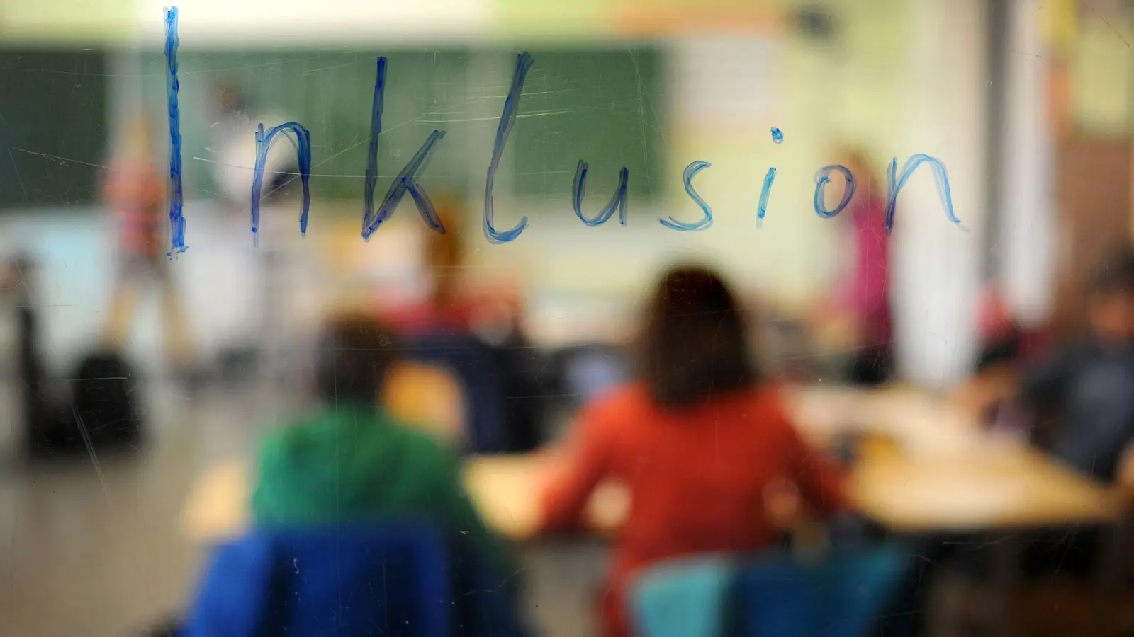 Passende Hilfsangebote für Kinder mit gesundheitlichen Beeinträchtigungen sind oft schwer zu finden. (Symbolfoto) (Foto: Jonas Güttler/dpa)