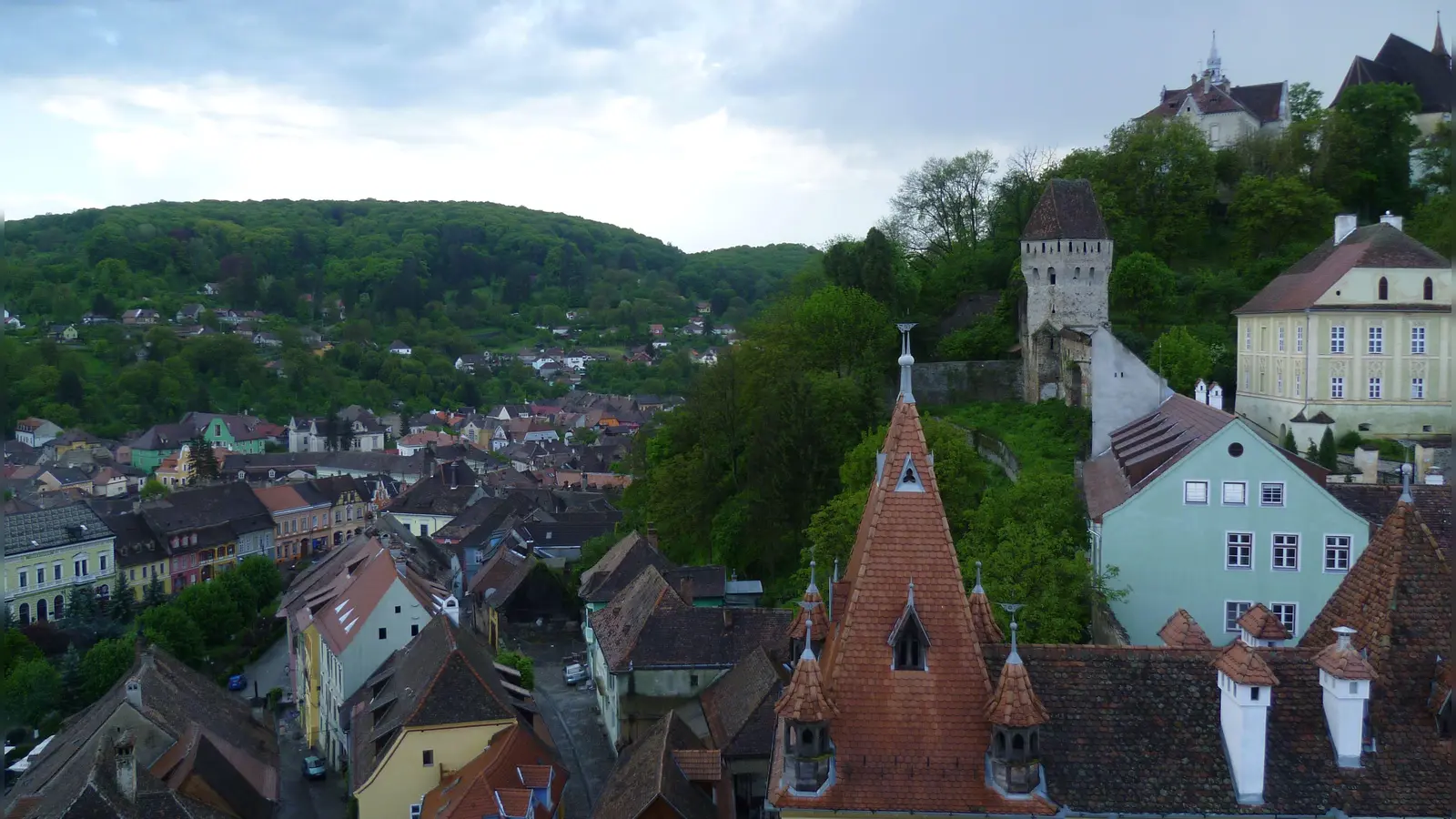 Die malerische Altstadt der Dinkelsbühler Parnterkommune Schäßburg in Siebenbürgen: In diesem Jahr führen zwei Reisen nach Rumänien, um die 20-jährige Freundschaft zu bekräftigen. (Foto: Stadt Dinkelsbühl)