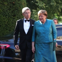 Die frühere Kanzlerin Angela Merkel mag Wagners Opern. (Foto: Karl-Josef Hildenbrand/dpa)