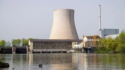 Das stillgelegte Kernkraftwerk Isar 2. (Foto: Peter Kneffel/dpa)