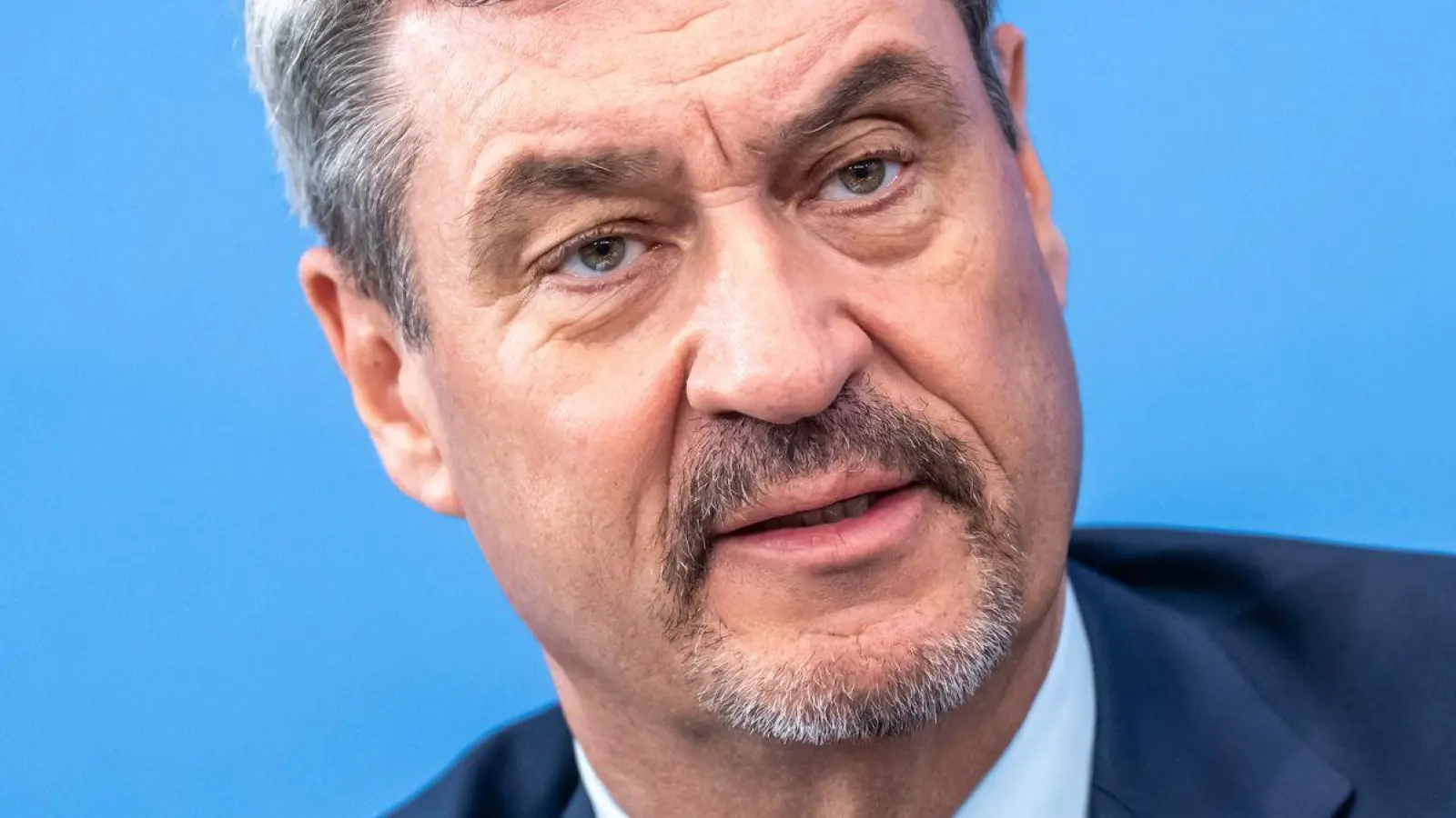 Markus Söder will Ungarns neuen Regierungschef treffen. (Archivbild) (Foto: Michael Kappeler/dpa)