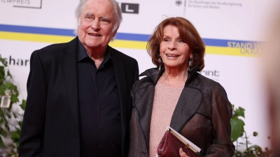 Senta Berger und ihr Ehemann Michael Verhoeven im Mai bei der Verleihung des Deutschen Filmpreises. (Foto: Gerald Matzka/dpa)