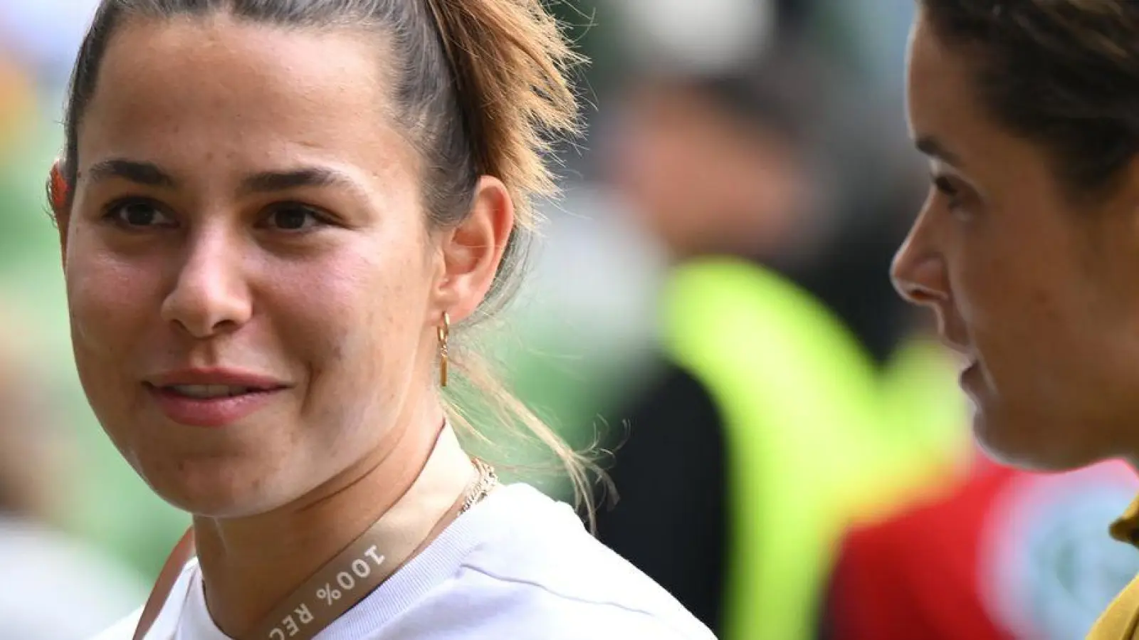Lena Oberdorf glaubt fest an den Finaleinzug der deutschen Fußballerinnen.  (Foto: Carmen Jaspersen/dpa)
