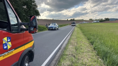 Zwischen Oberscheinfeld und Herpersdorf kam es am Mittwoch zu einem Verkehrsunfall. (Bild: Feuerwehr Schnodsenbach)