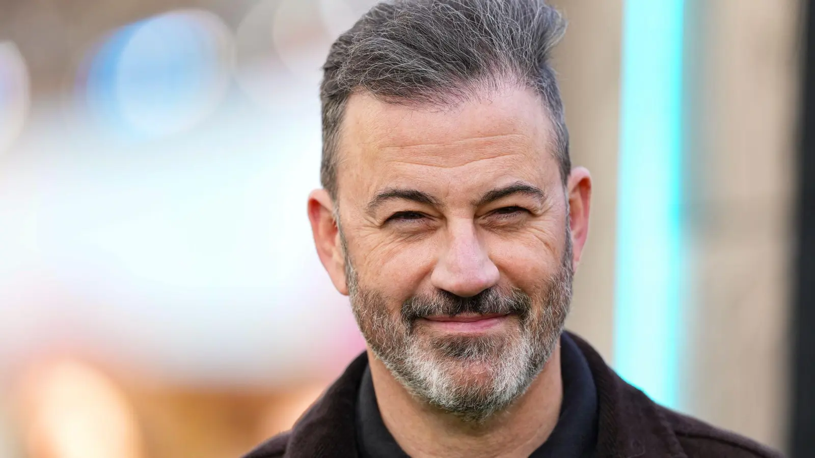 Jimmy Kimmel kommt ins US-Fernsehen zurück.  (Foto: Scott A Garfitt/Invision/dpa)
