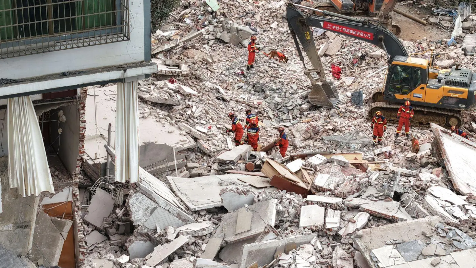 Bei einem Erdbeben in Südchina sind mindestens drei Menschen ums Leben gekommen.  (Foto: Li Hanchi/XinHua/dpa)