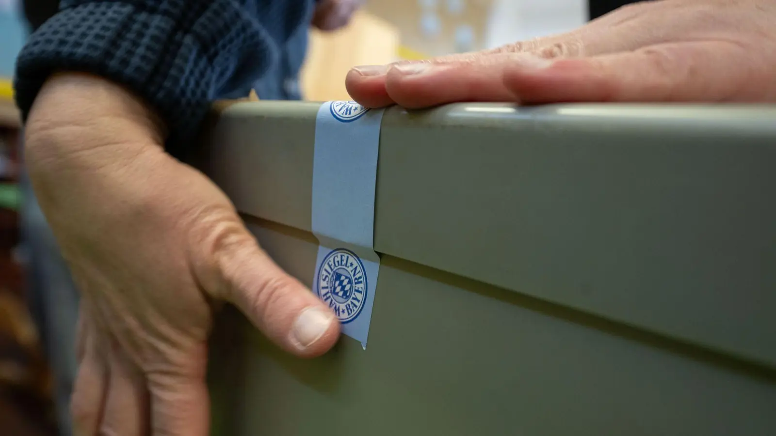 Landesweit sind gut zehn Millionen Menschen stimmberechtigt.  (Foto: Pia Bayer/dpa)