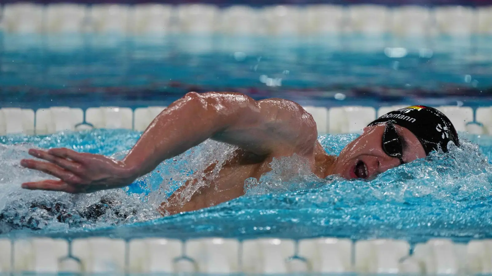 Johannes Liebmann gewinnt EM-Gold mit Weltrekord. (Foto: Dimitar Dilkoff/AFP/dpa)