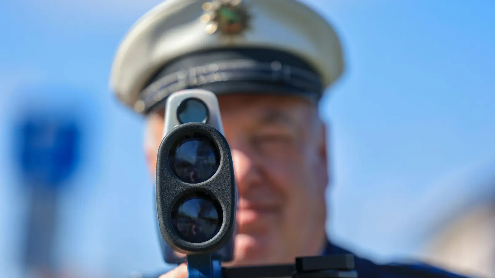Bei den Aktionswochen stehen vor allem Raser im Visier. (Symbolbild) (Foto: Jan Woitas/dpa)