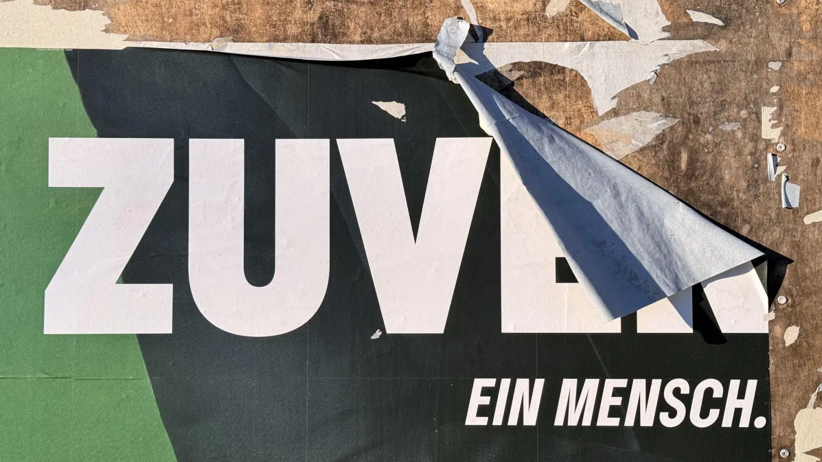 Die Grünen-Kommunalpolitiker schildern Gewalt in ländlichen Regionen. (Symbolbild) (Foto: Marijan Murat/dpa)