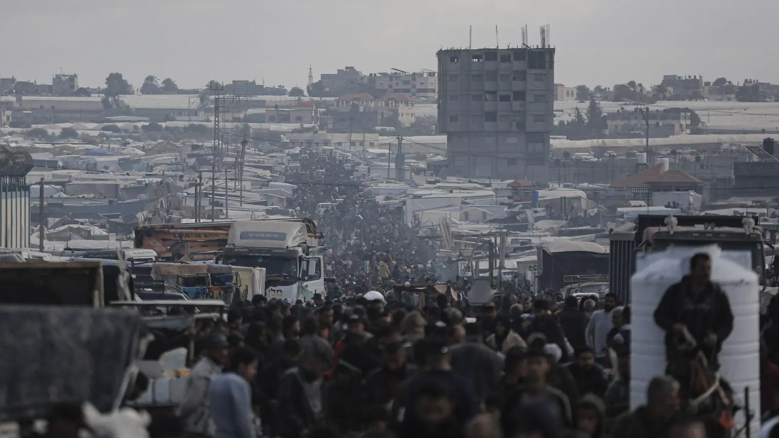 Die Stadt Rafah im Gazastreifen liegt an der Grenze zu Ägypten. (Foto: Mohammed Talatene/dpa)
