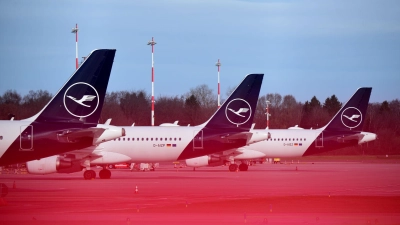 Die Lufthansa machte im Tarifstreit mit den Piloten einen neuen Vorschlag.  (Foto: Daniel Bockwoldt/dpa/Daniel Bockwoldt)