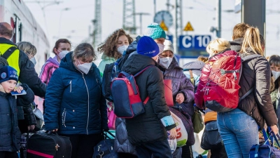 Ukrainische Flüchtlinge kommen in Cottbus (Brandenburg) an. (Foto: Frank Hammerschmidt/dpa-Zentralbild/dpa)