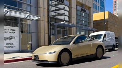 Auch Teslas geplantes Robotaxi ohne Lenkrad und Pedale soll nur mit Kameras als Sensoren auskommen. (Archivbild) (Foto: Andrej Sokolow/dpa)