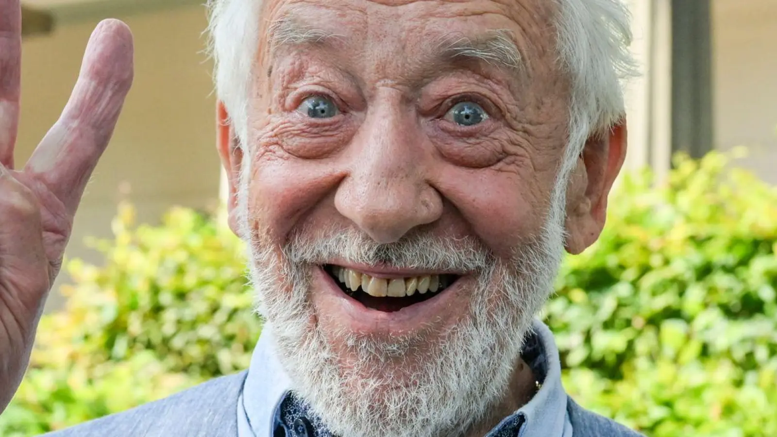 Will an seinem 90. Geburtstag auf der Bühne stehen: Dieter Hallervorden. (Foto: Jens Kalaene/dpa)