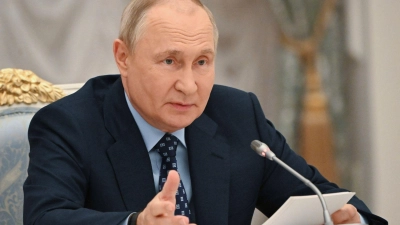 Russlands Präsident Wladimir Putin sieht sich immer mehr Druck ausgesetzt. (Foto: Sergei Guneyev/Pool Sputnik Kremlin/AP/dpa)