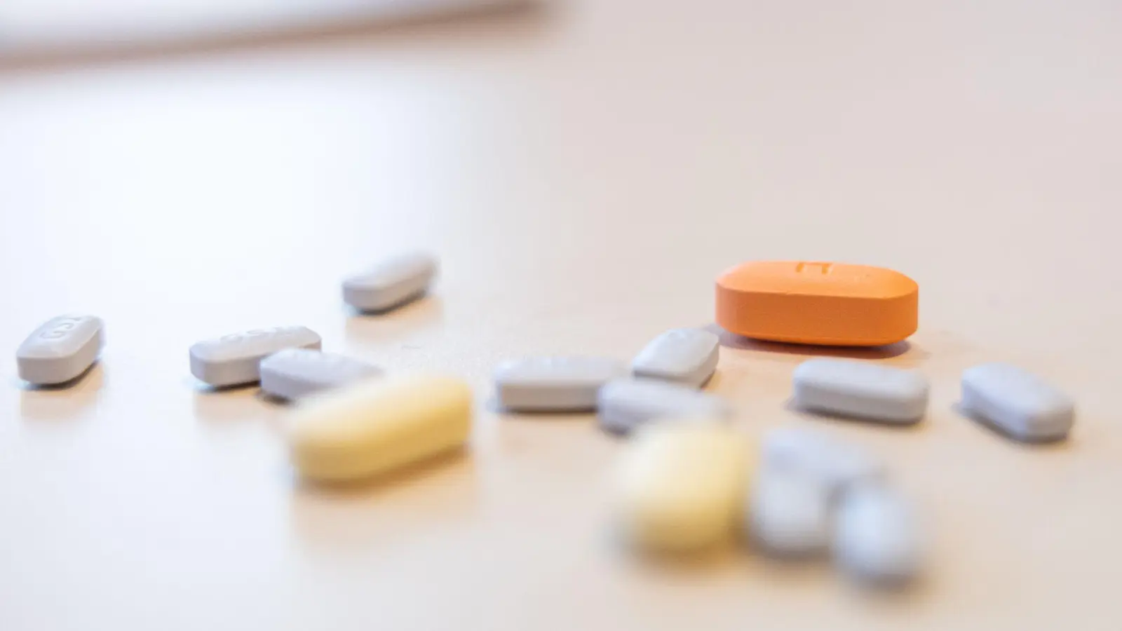 Das Amtsgericht München entschied, dass der Verlust dringend benötigter Medikamente während eines vom Reiseveranstalter organisierten Transfers einen erheblichen Reisemangel darstellt. (Foto: Hannes P Albert/dpa/dpa-tmn)