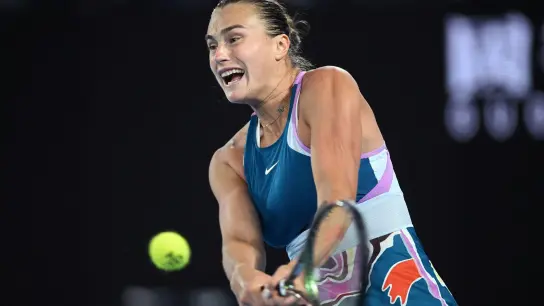 Spielt in Melbourne um den Australian-Open-Titel: Aryna Sabalenka. (Foto: James Ross/AAP/dpa)