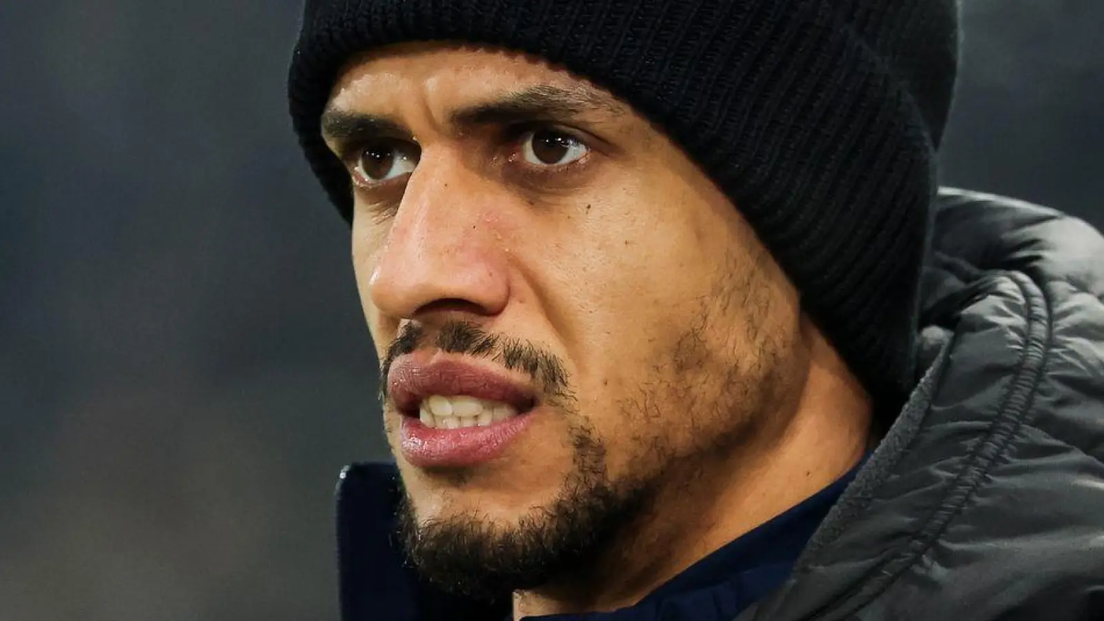 Muss aussetzen: HSV-Stürmer Robert Glatzel. (Archivbild) (Foto: Christian Charisius/dpa)