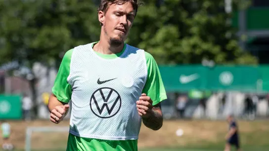 Hat noch Trainingsrückstand: Wolfsburgs Max Kruse. (Foto: Swen Pförtner/dpa)