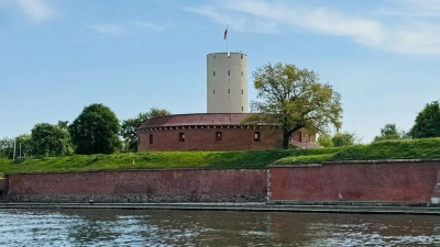 Die Festung Weichselmünde in Danzig ist nach dreijährigen Restaurierungsarbeiten wieder für Besucher geöffnet. (Foto: Magdalena Korzeniowska/polen.travel/dpa-tmn)
