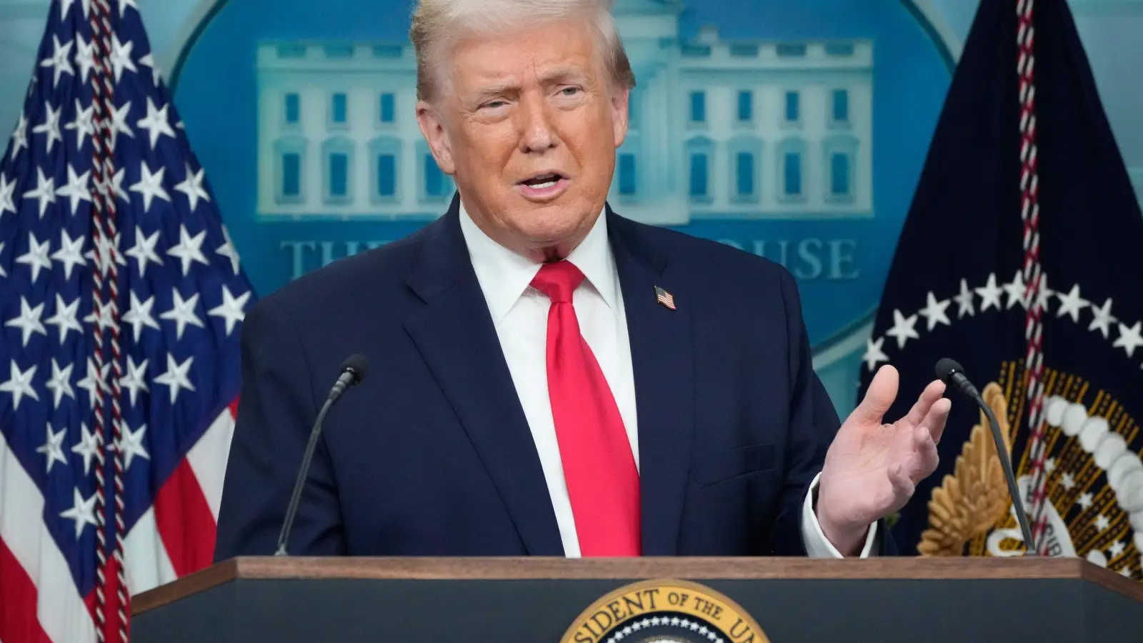 Gibt sich überzeugt, dass eine Einigung im Grönland-Konflikt möglich ist - US-Präsident Donald Trump. (Foto: Mark Schiefelbein/AP/dpa)