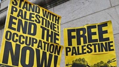 Palästinensische Unterstützer protestierten in der Nähe der Columbia University. (Foto: Andrea Renault/ZUMA Press Wire/dpa)