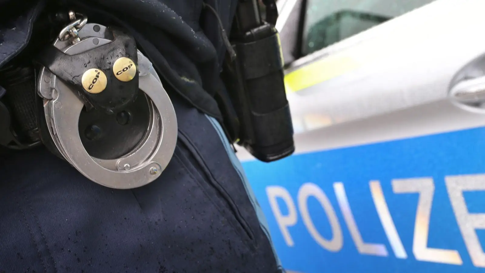 Die Kriminalpolizei ermittelt und bittet um Zeugenaussagen. (Symbolbild) (Foto: Karl-Josef Hildenbrand/dpa)