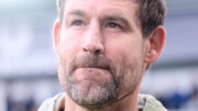 Trainer Thomas Kleine steht in Fürth unter Druck. (Archivbild) (Foto: Bernd Thissen/dpa)