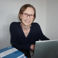 Dr. Anja Ebert untersucht die Herkunft von Kunst-Sammlungen. (Foto: Andrea Walke)