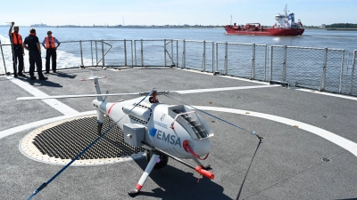 Mit der Drohne beginnt in der Nordsee die Suche nach Umweltsündern. (Foto: Lars Penning/dpa)